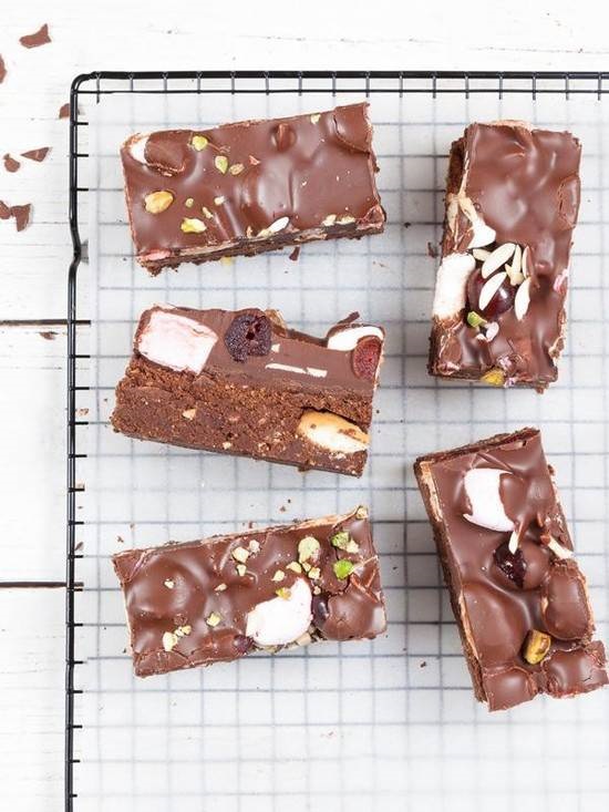 Rocky Road Fudge - Desserts Delivered